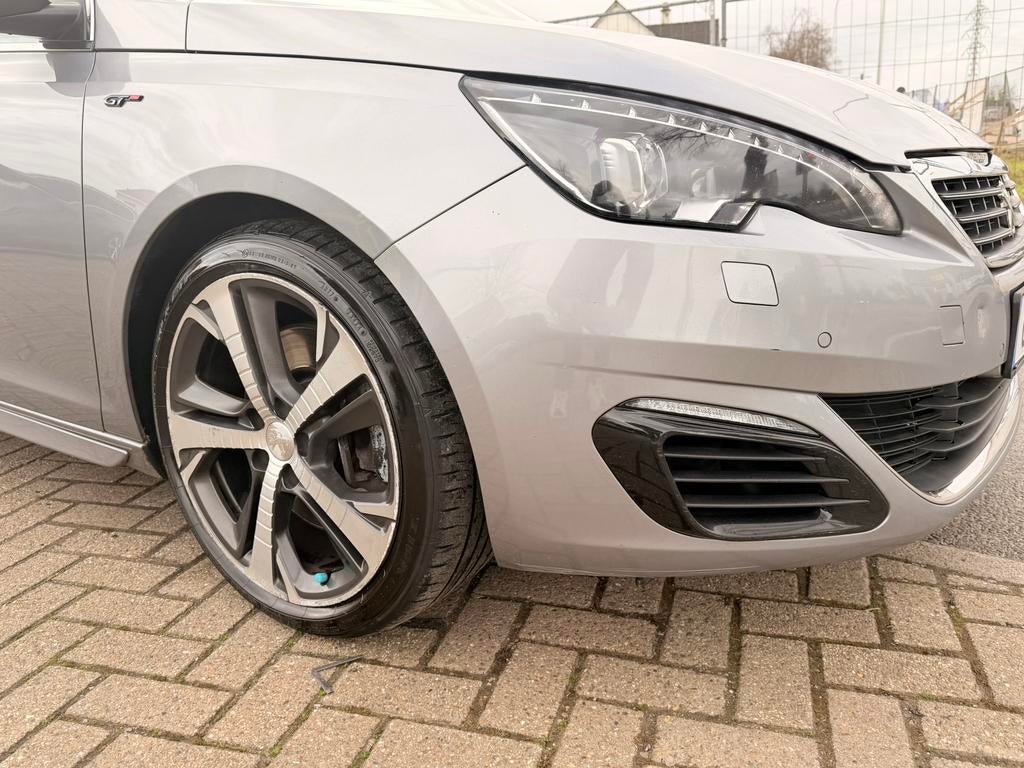 308GT hdi.1er main.18’’.Navi.Panorama.voll opsie, Argent ou Gris, Alcantara, Noir, Automatique