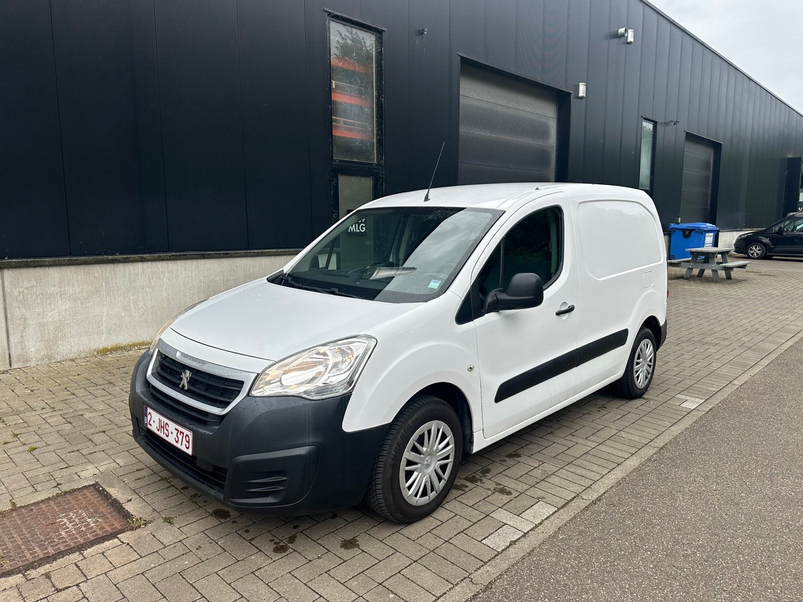 Peugeot partner 1.6 HDI lichte vracht Airco/sensoren/BT, Autos, Peugeot, Entreprise, Partner, Air conditionné, Bluetooth, Ordinateur de bord