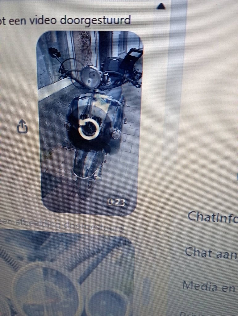 brommer 125cc necco met helm, Fietsen en Brommers, Brommers | Overige merken, Ophalen, Zo goed als nieuw, 125 cc, Overige merken