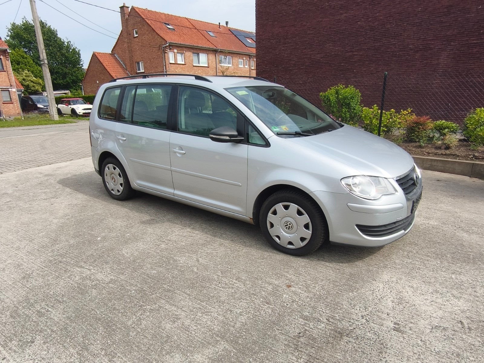 Volkswagen Touran 7-zits benzine met technische bediening, Euro 5, 750 kg, 4 cilinders, 7 zetels