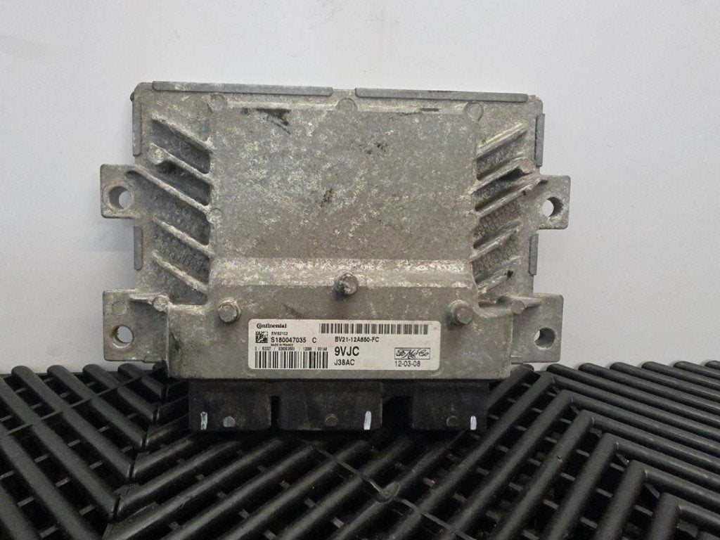 CALCULATEUR MOTEUR ECU Ford Fiesta 6 (JA8) (01-2008/01-2018), Autos : Pièces & Accessoires, Continental AG, Continental-Plaza 1
30175  Hannover, DE