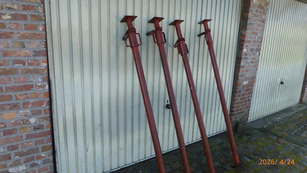 Stelling + station Uitschuifbaar., Doe-het-zelf en Bouw, Gereedschap | Handgereedschap, Ophalen, Zo goed als nieuw
