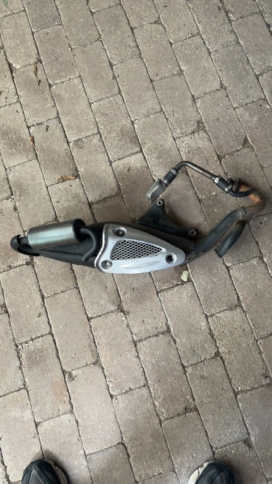 Gilera  Runner 50cc originele uitlaat, Ophalen, Zo goed als nieuw, Uitlaat, Piaggio