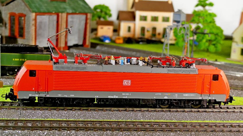 Piko BR189 digitale AC-motor voor Märklin, Wisselstroom, Locomotief, Verzenden, Analoog