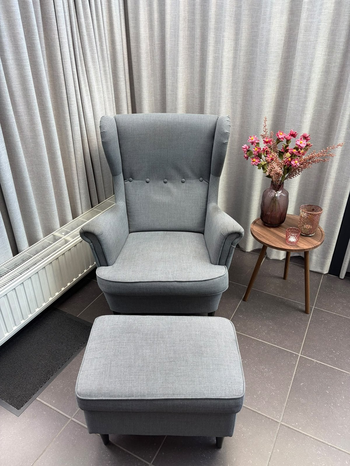 Chaise avec repose-pieds - Ikea Strandmom, Maison & Meubles, Fauteuils, Enlèvement, Comme neuf