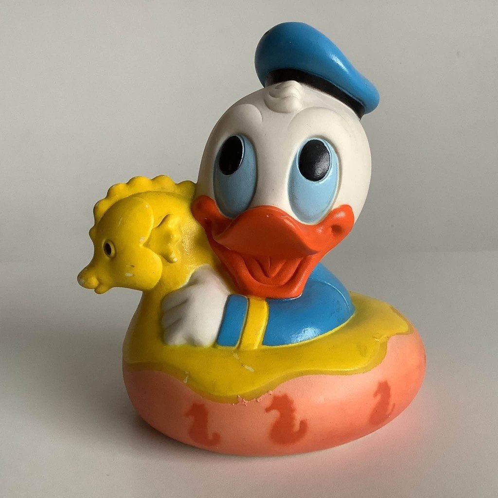 Jouet de bain vintage Donald Duck, Collections, Enlèvement ou Envoi, Donald Duck, Utilisé, Statue ou Figurine