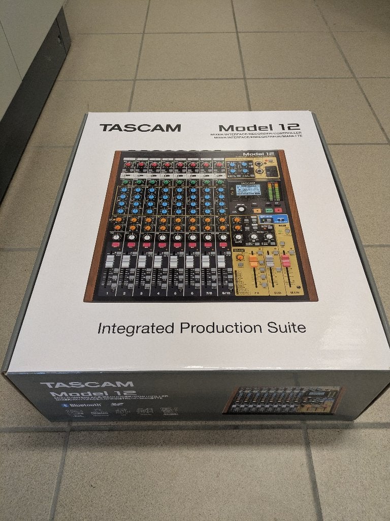 Tascam Model 12 Nieuw, Ophalen of Verzenden, Nieuw, 10 tot 20 kanalen, Microfooningang