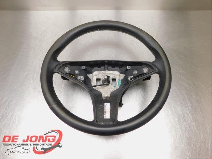 Volant d'un Mercedes GLK-Klasse, 3 mois de garantie, Utilisé, -, -
