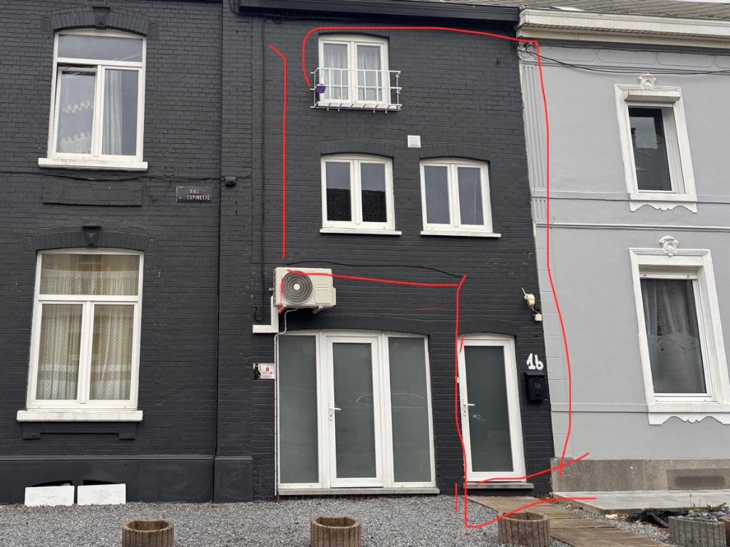 Triplex à louer, 4 kamers, Provincie Henegouwen