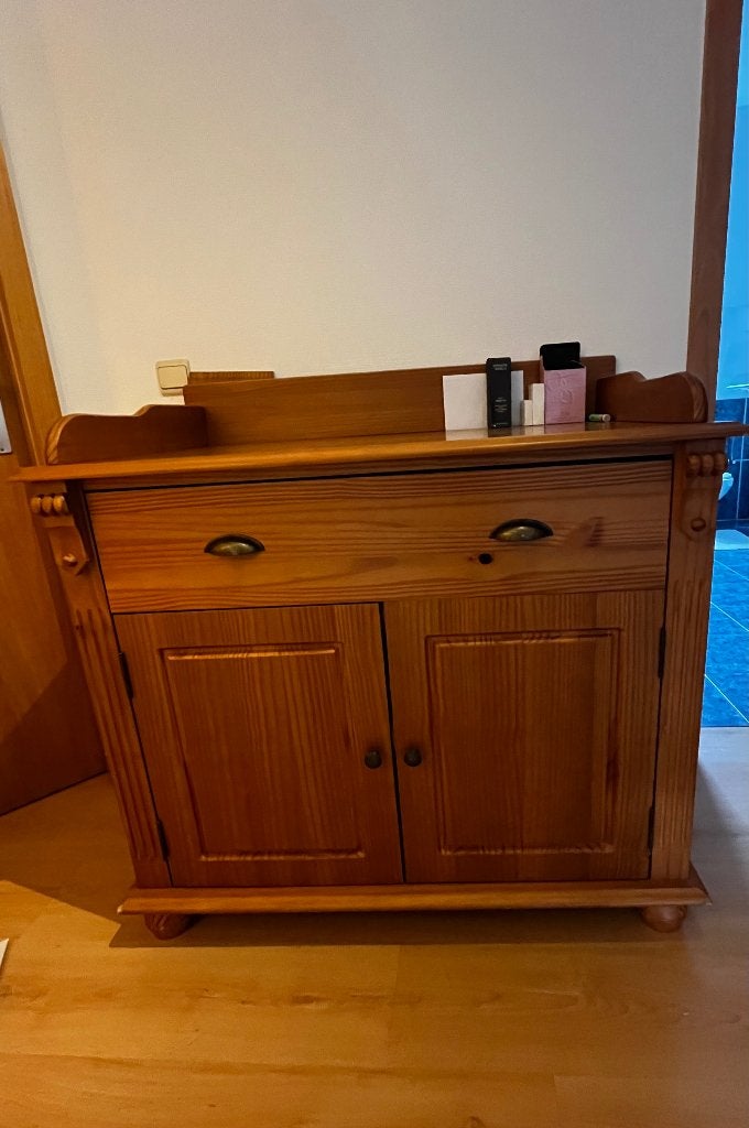 Bruin houten dressoir, Ophalen, 1 of 2 laden, 50 tot 100 cm, Zo goed als nieuw