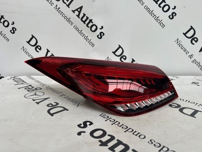 Achterlicht links van een Mercedes CLA, -, Nieuw, Ophalen of Verzenden, -