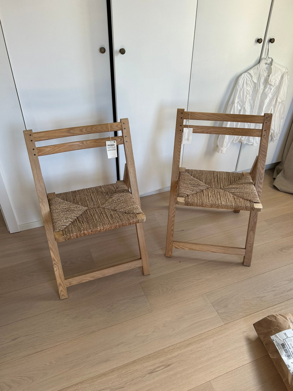 Lot de 2 chaises en bois et osier Zara Home, Huis en Inrichting, Stoelen, Ophalen, Nieuw, Hout, Twee