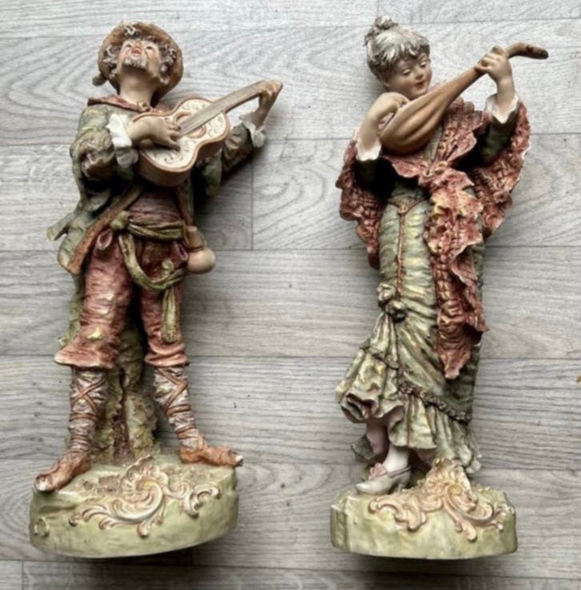Statues Royal Dux, Enlèvement ou Envoi