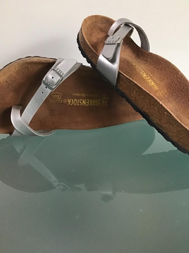 Birkenstock Piazza 38 | zilver slippers | Gratis verzenden, Kleding | Dames, Schoenen, Slippers, Overige kleuren, Verzenden, Zo goed als nieuw