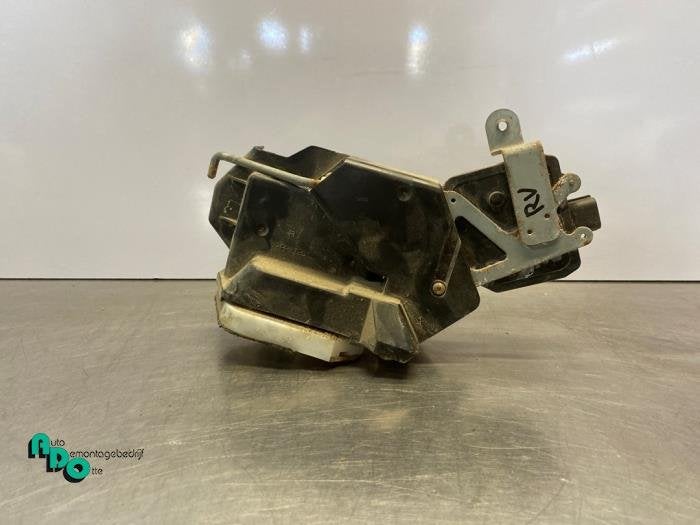 Serrure portière mécanique 4portes arrière droite d'un Mi, -, 3 mois de garantie, Utilisé, Mitsubishi