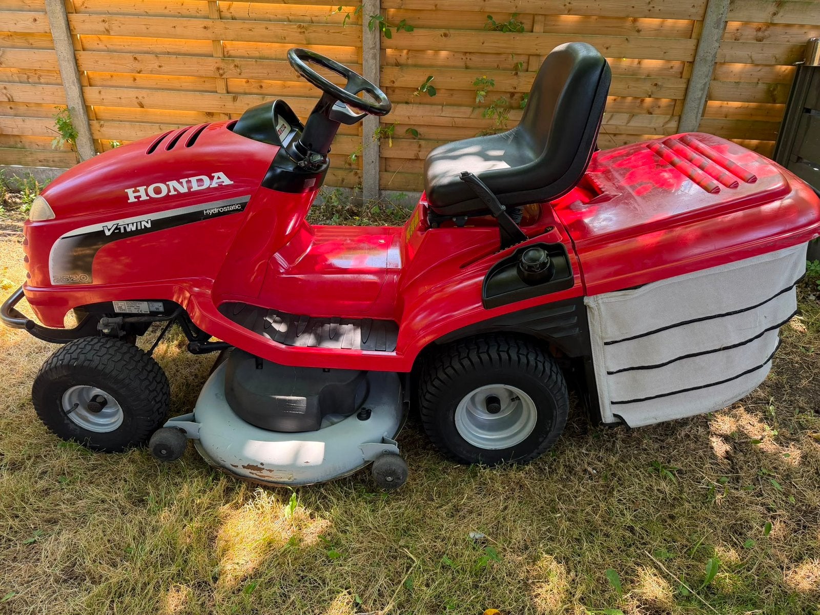 Zitmaaier honda 2620 hydrostaat, Enlèvement