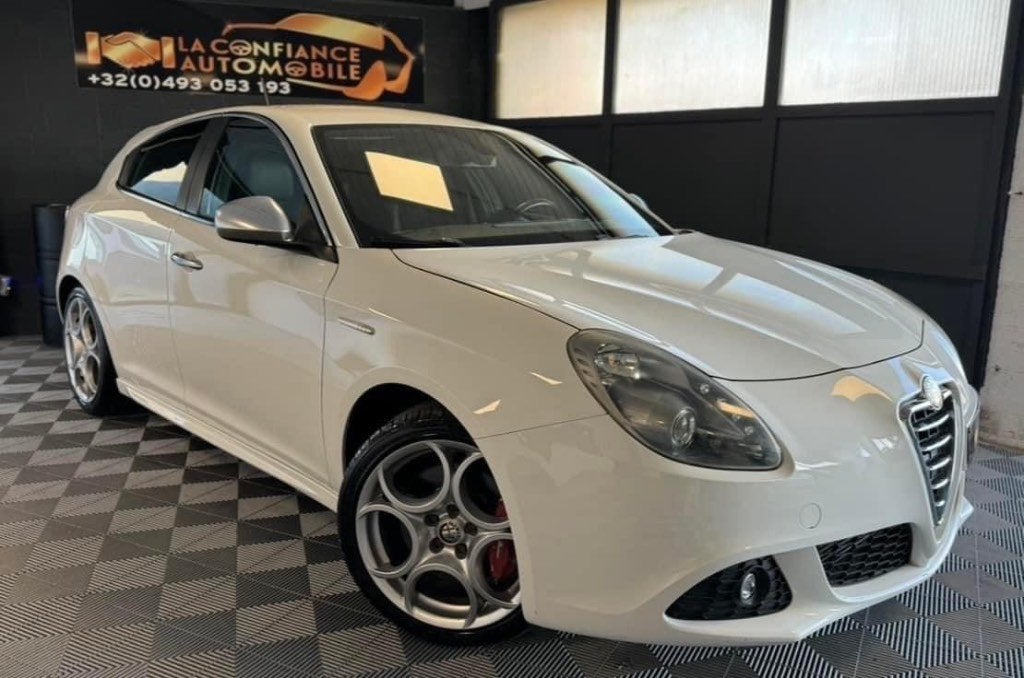 Alfa Romeo Giulietta 1.7 Tbi Quadrifoglio CT OK Garantie 12, Voorwielaandrijving, Euro 5, Start-stop-systeem, 4 cilinders