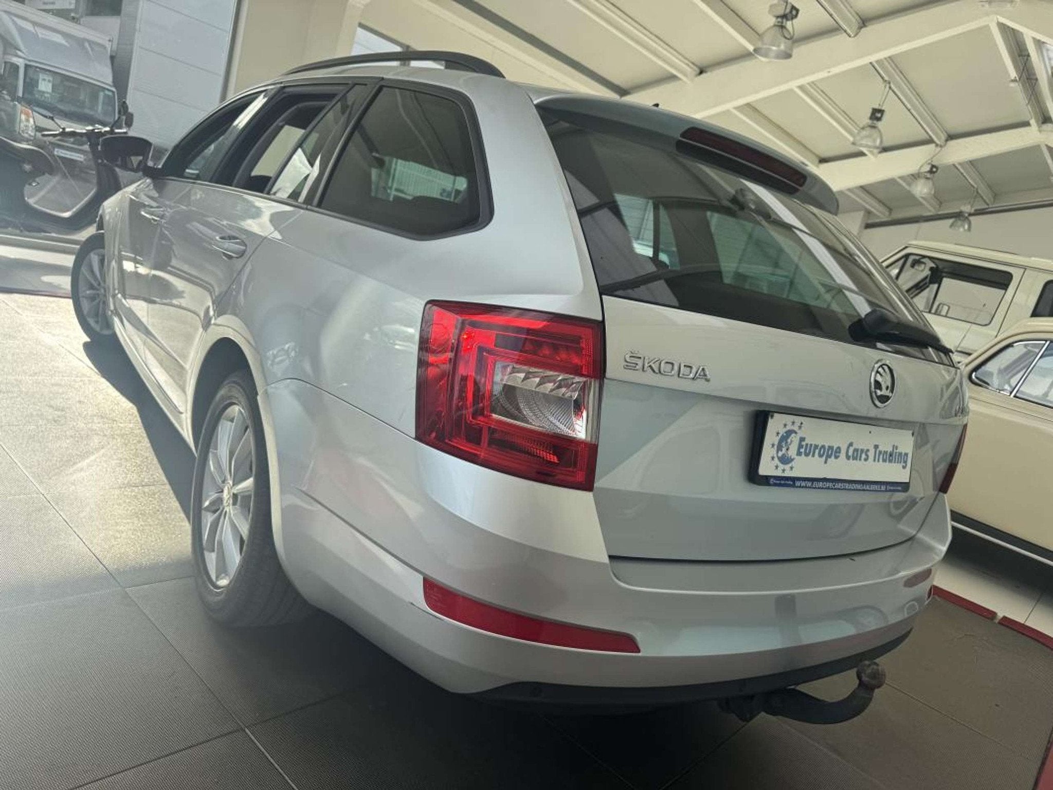 Skoda Octavia SW COMBI 1.0TSI BVA DSG 65546KM GPS GAR 12M, Autos, Argent ou Gris, Achat, Entreprise, 116 ch