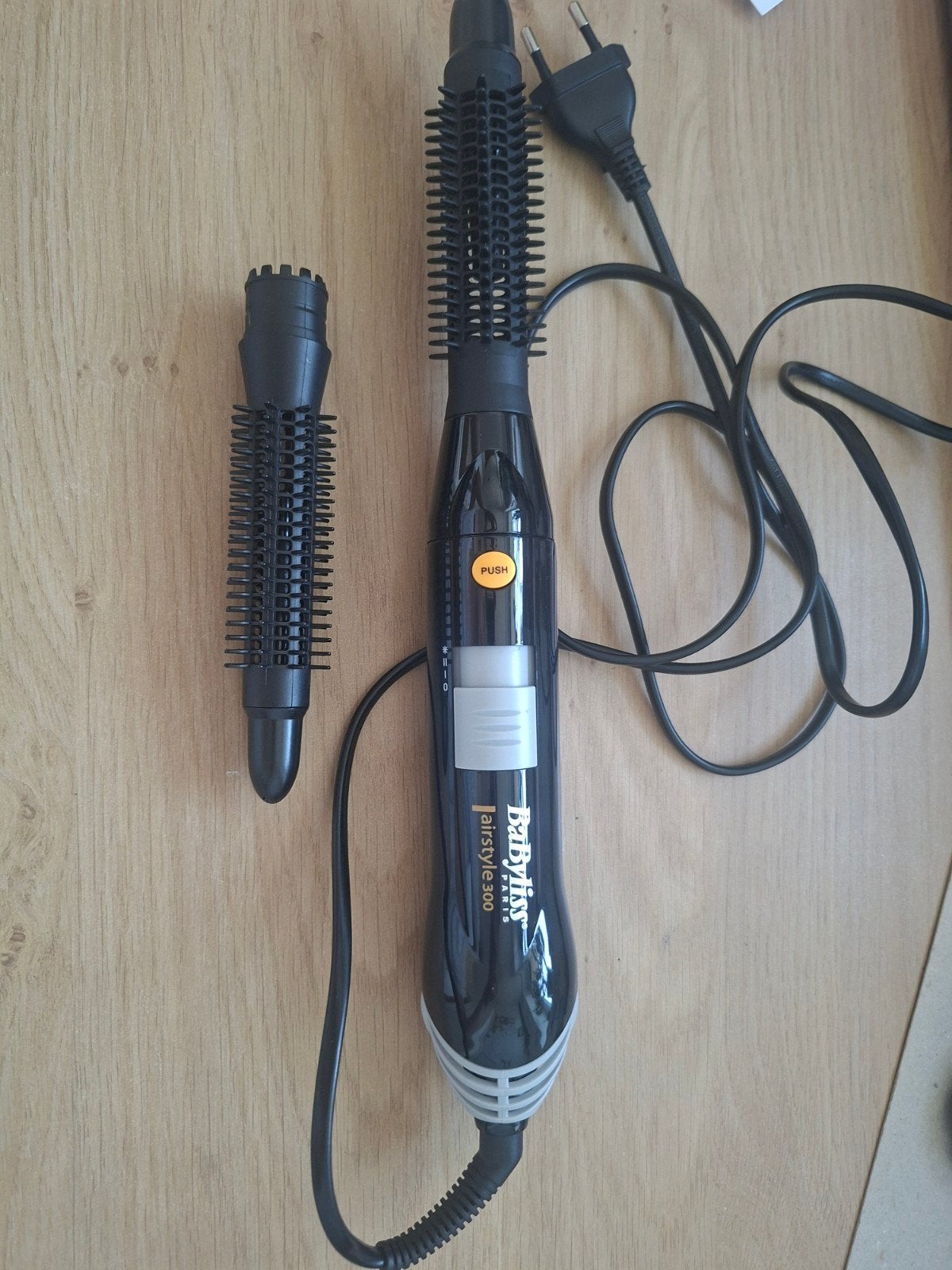 Brosse soufflante BaByliss, Enlèvement