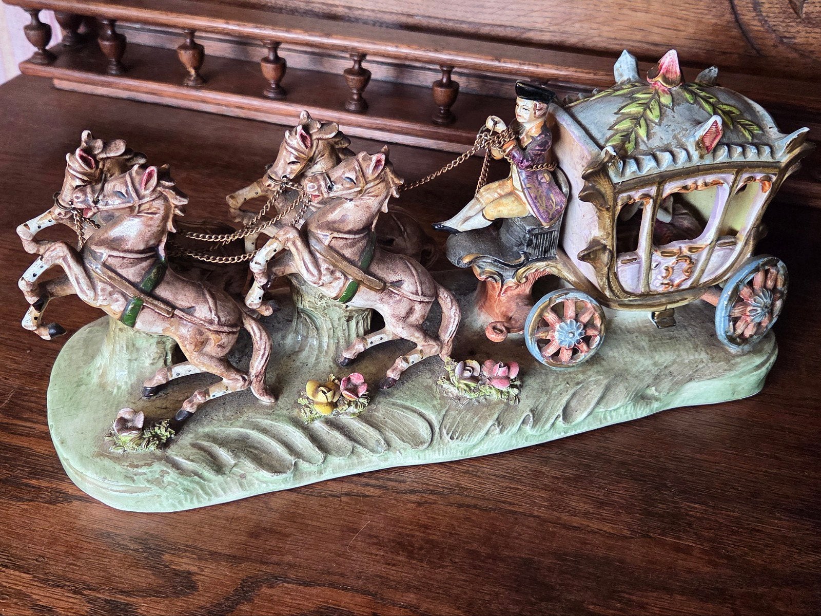 chevaux en porcelaine capodimonte, Enlèvement