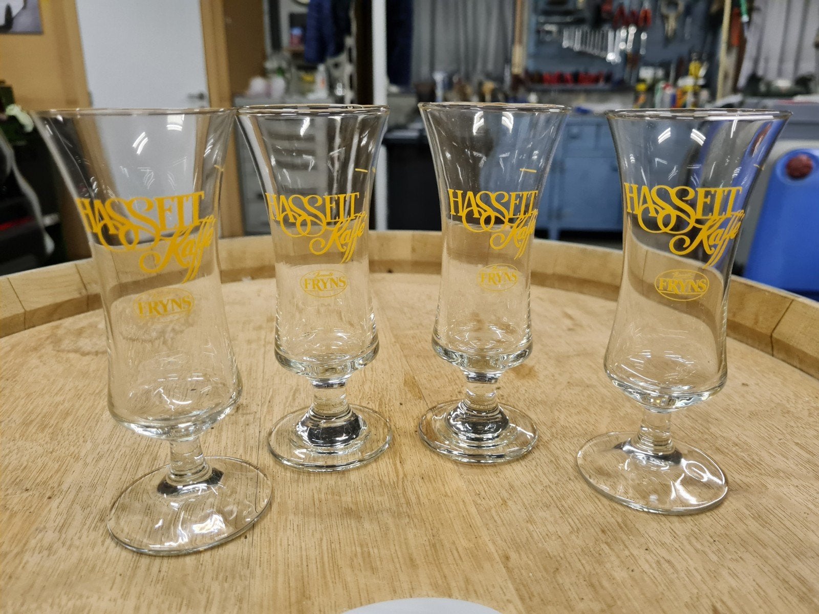 4 glazen hasseltse koffie van Fryns, Collections, Enlèvement