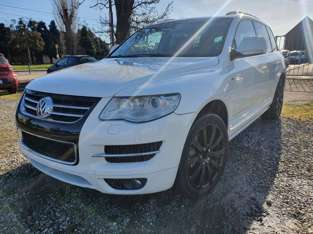 Vw Touareg Rline 5.0Tdi v10 313cv boîte auto Gps Cuir jantes, Auto's, Volkswagen, Automaat, Zwart, 230 cc, Wit