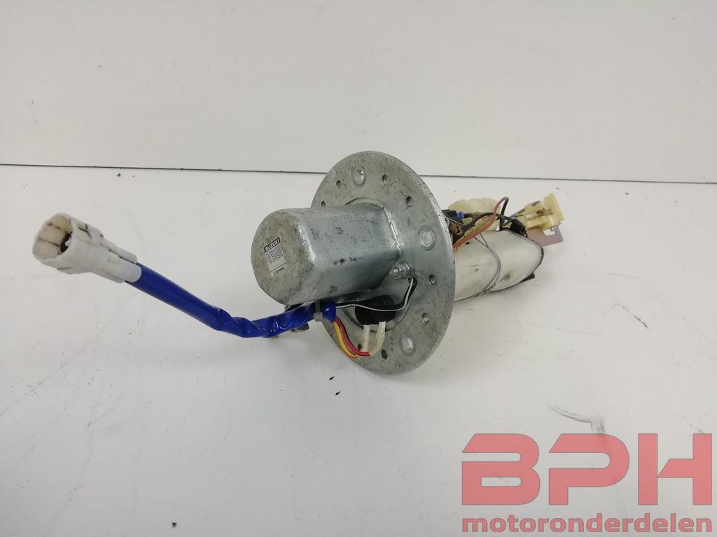 Brandstofpomp pomp Suzuki GSX-R 1000 K5 - K6 2005 t/m 2006 b, Motoren, Gebruikt, -, -, Ophalen of Verzenden