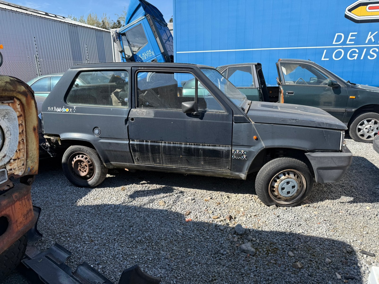 Épave d'une Fiat Panda avec documents et pièces, Particulier, Achat, Panda