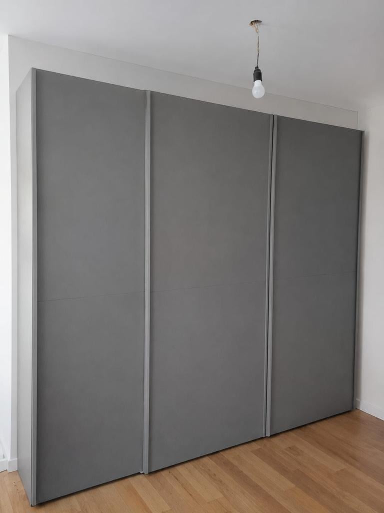 slaapkamer kast, Ophalen, Zo goed als nieuw