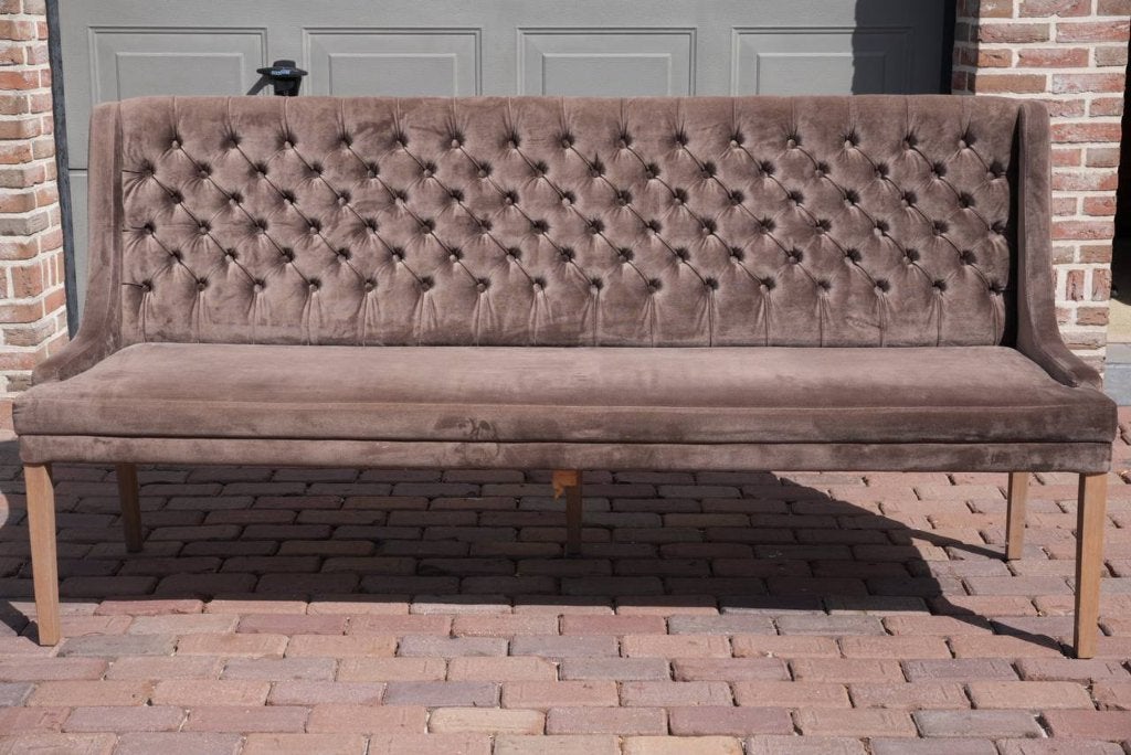 Grote gecapitonneerde eetkamerbank – taupe – opknapper, Huis en Inrichting, Stoelen, Ophalen, Hout, Gebruikt, Bruin
