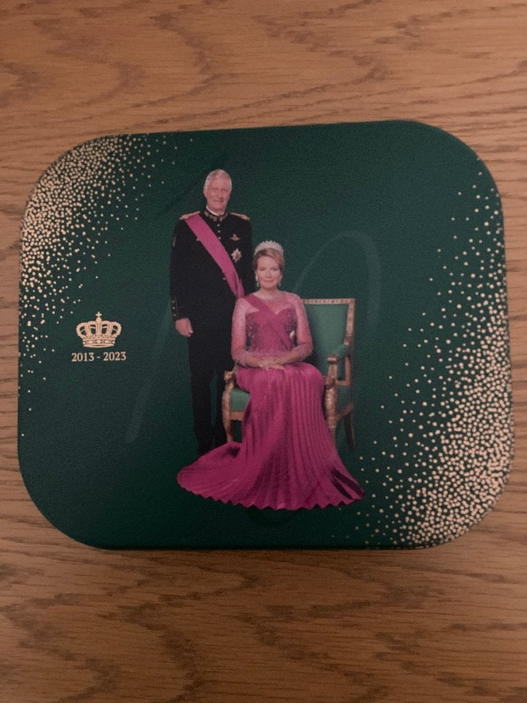 Blik koningshuis 10 jaar, Ophalen of Verzenden, Zo goed als nieuw, Overige