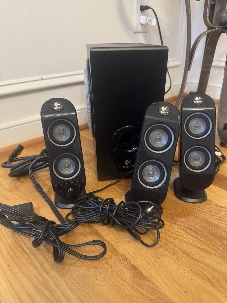 Logitech 5.1-subwoofer, Gebruikt, Audiokanaal 5.1, Logitech