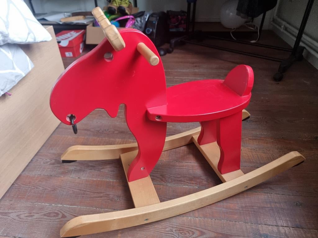 Ikea hobbel-eland, Ophalen
