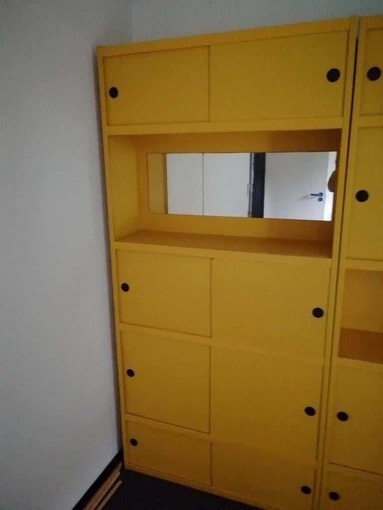 Lot 3 Kew Lox Vintage, Armoire