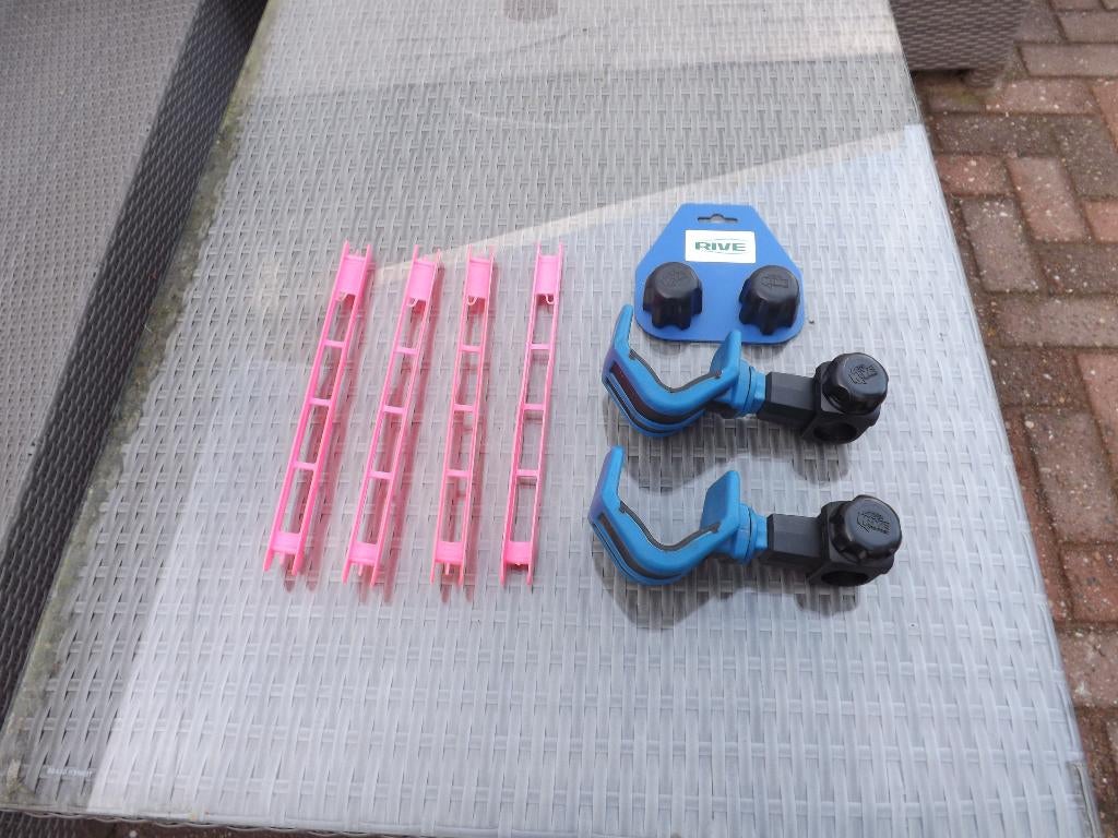 nieuwe accessories van RIVE, Enlèvement ou Envoi