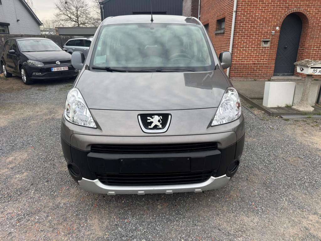 Peugeot Partner Tepee 1.6 e-HDi,Automatique,1er propriétaire, Achat, Entretenue par le concessionnaire, 5 portes, Automatique