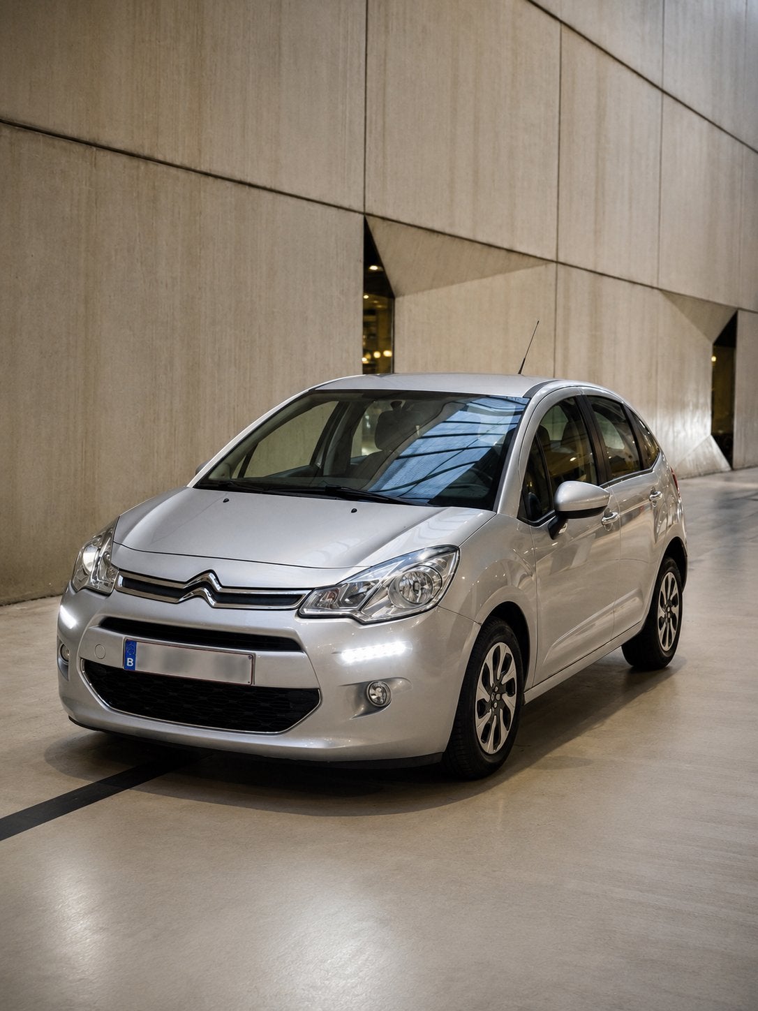 Citroën C3 1.2 Benzine — Airco — cruise control, Voorwielaandrijving, 4 deurs, Stof, Bedrijf