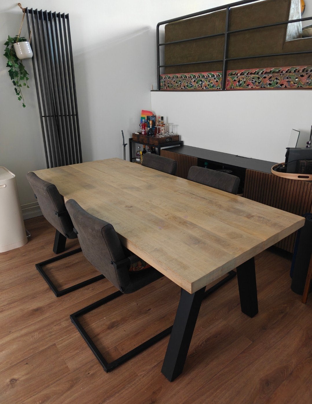 Table à manger en bois de manguier et métal 200x90 cm, Maison & Meubles, Tables | Tables à manger, Enlèvement, Métal