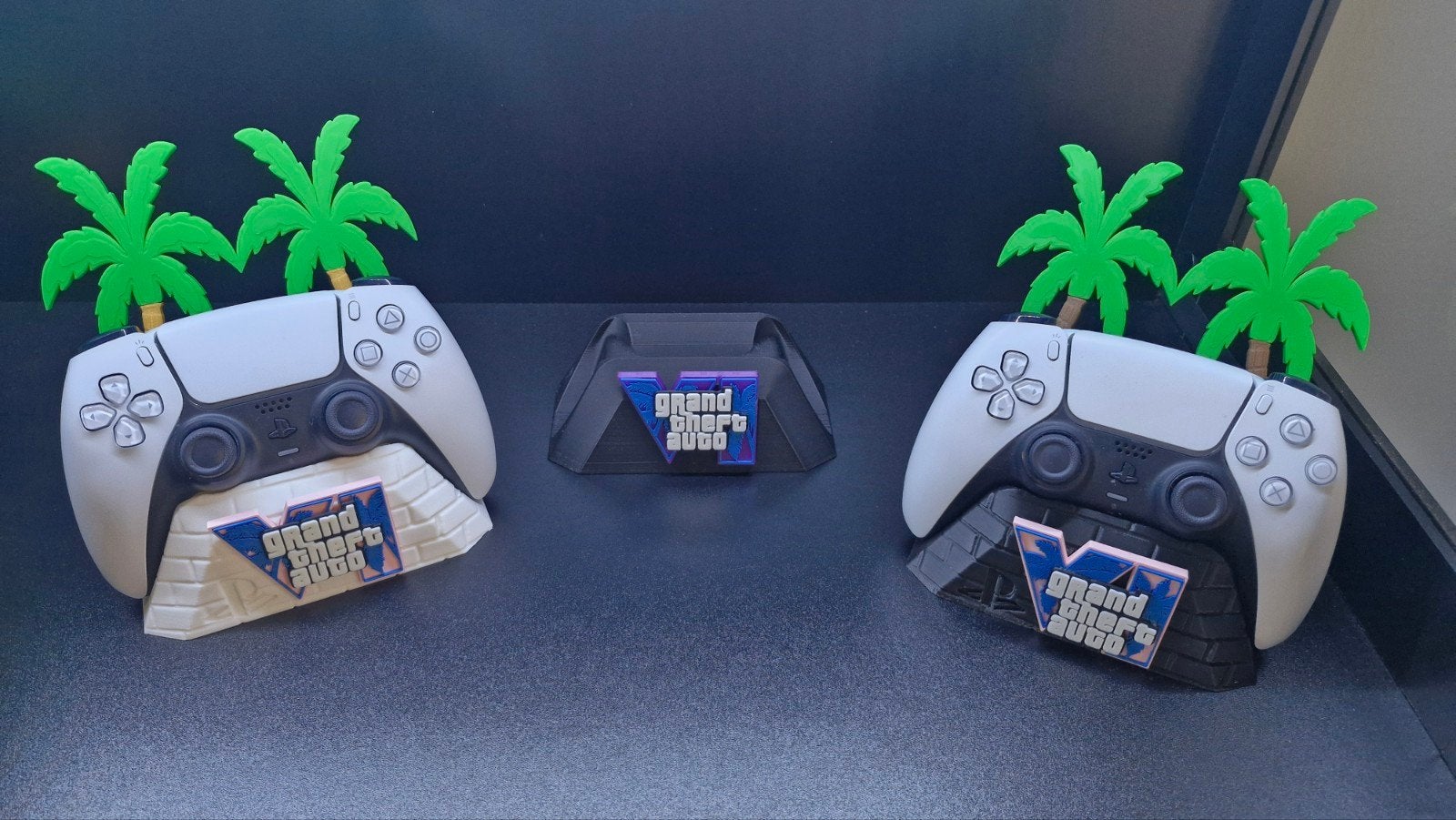 console standard Gta6 avec/sans arbres (la commande n'est pa, Sans fil, PlayStation 5, Comme neuf, Enlèvement