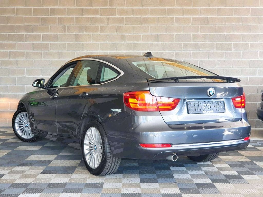 BMW 3 Serie 318 GT DIESEL 143CV / GRAN TURISMO / 1ER PRO, Auto's, BMW, Achterwielaandrijving, 4 cilinders, Leder, Zilver of Grijs
