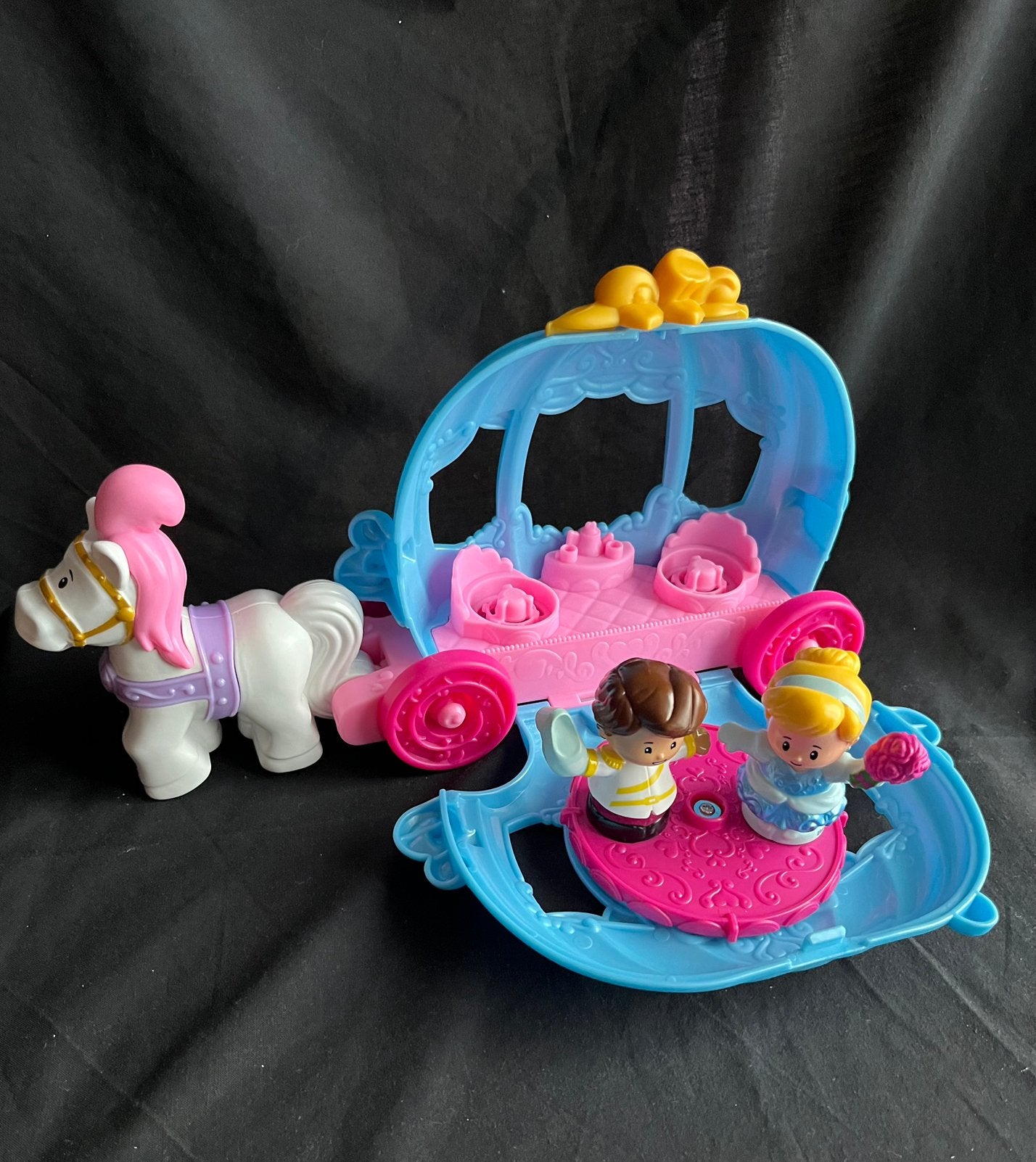 Little People | Disney | Assepoester Danskoets, Verzamelen, Ophalen of Verzenden, Zo goed als nieuw