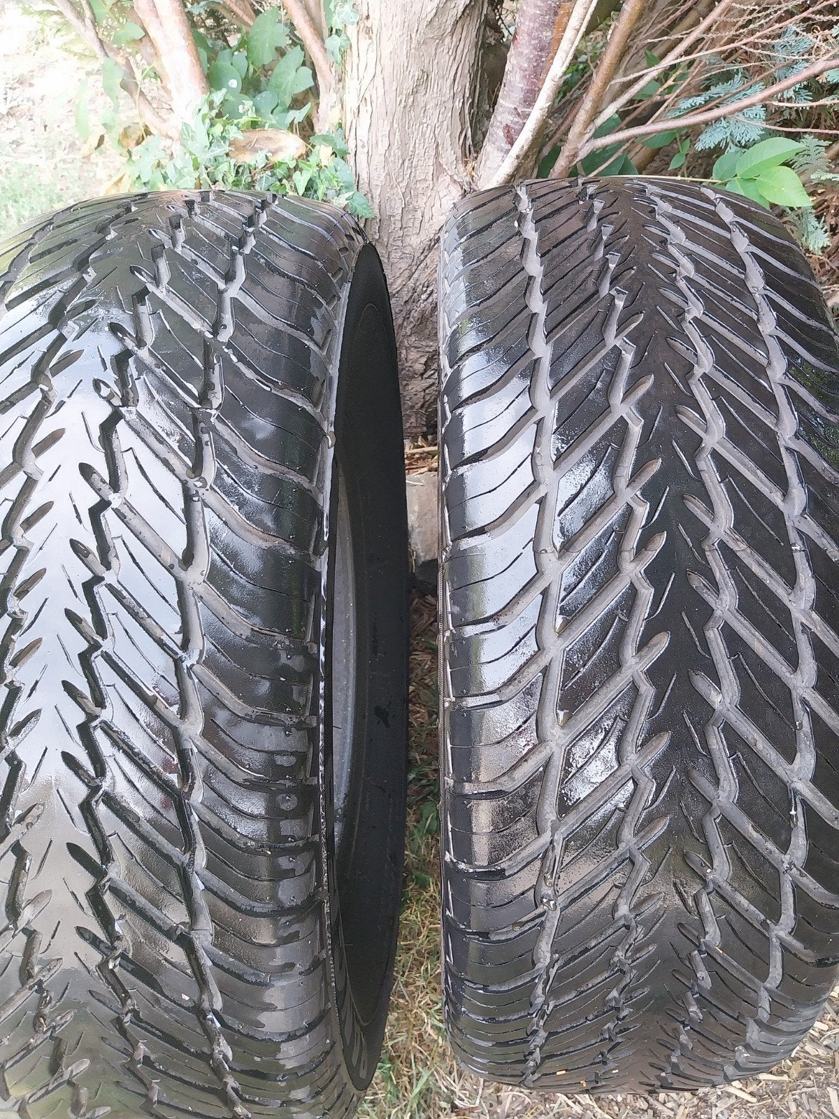 2 pneus AVON en 265/70R16, Enlèvement, Pneu(s)