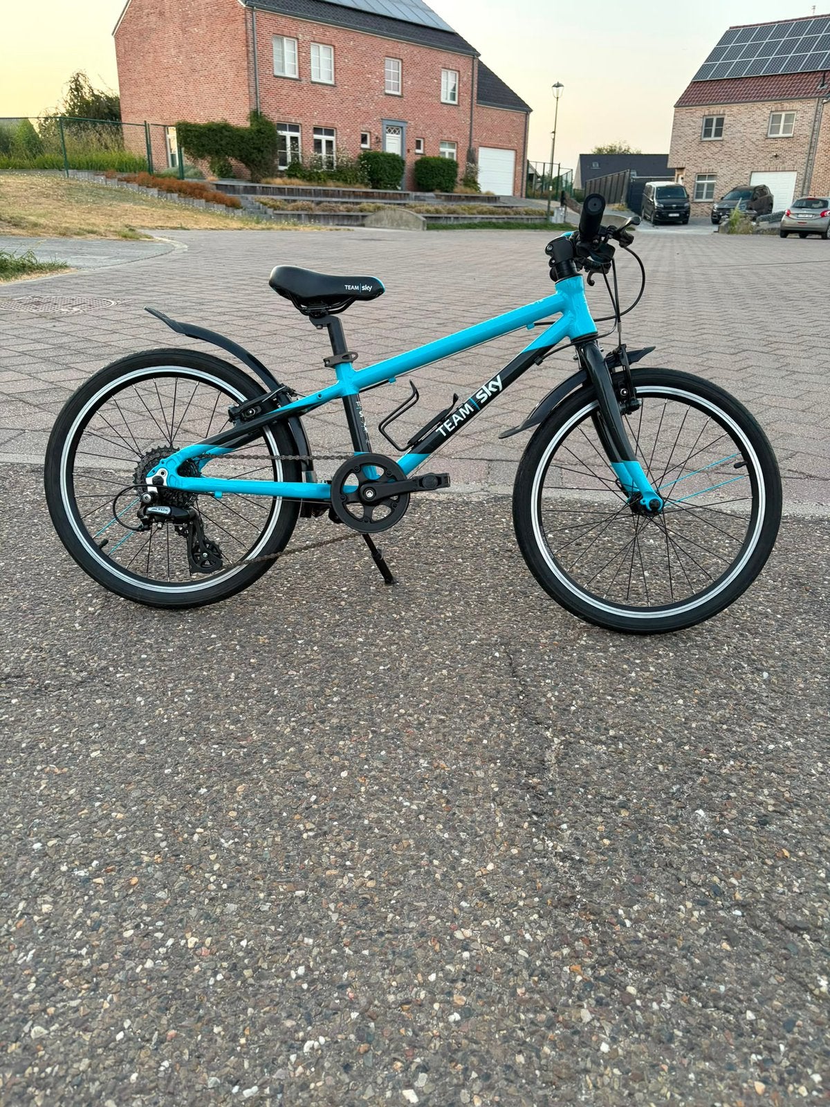 Vélo robuste Frog Team Sky 20 pouces 8 V, Vélos & Vélomoteurs, Vélos | BMX & Freestyle, Enlèvement, Comme neuf