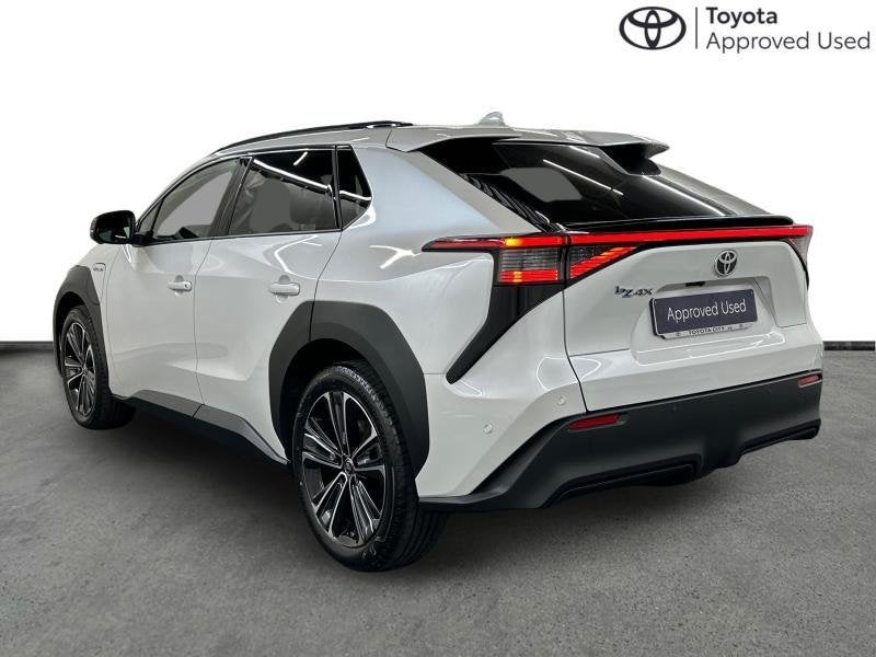 Toyota bZ4X Premium | WLTP 436km | full opt, Auto's, Toyota, Automaat, Zwart, Wit, Elektrisch