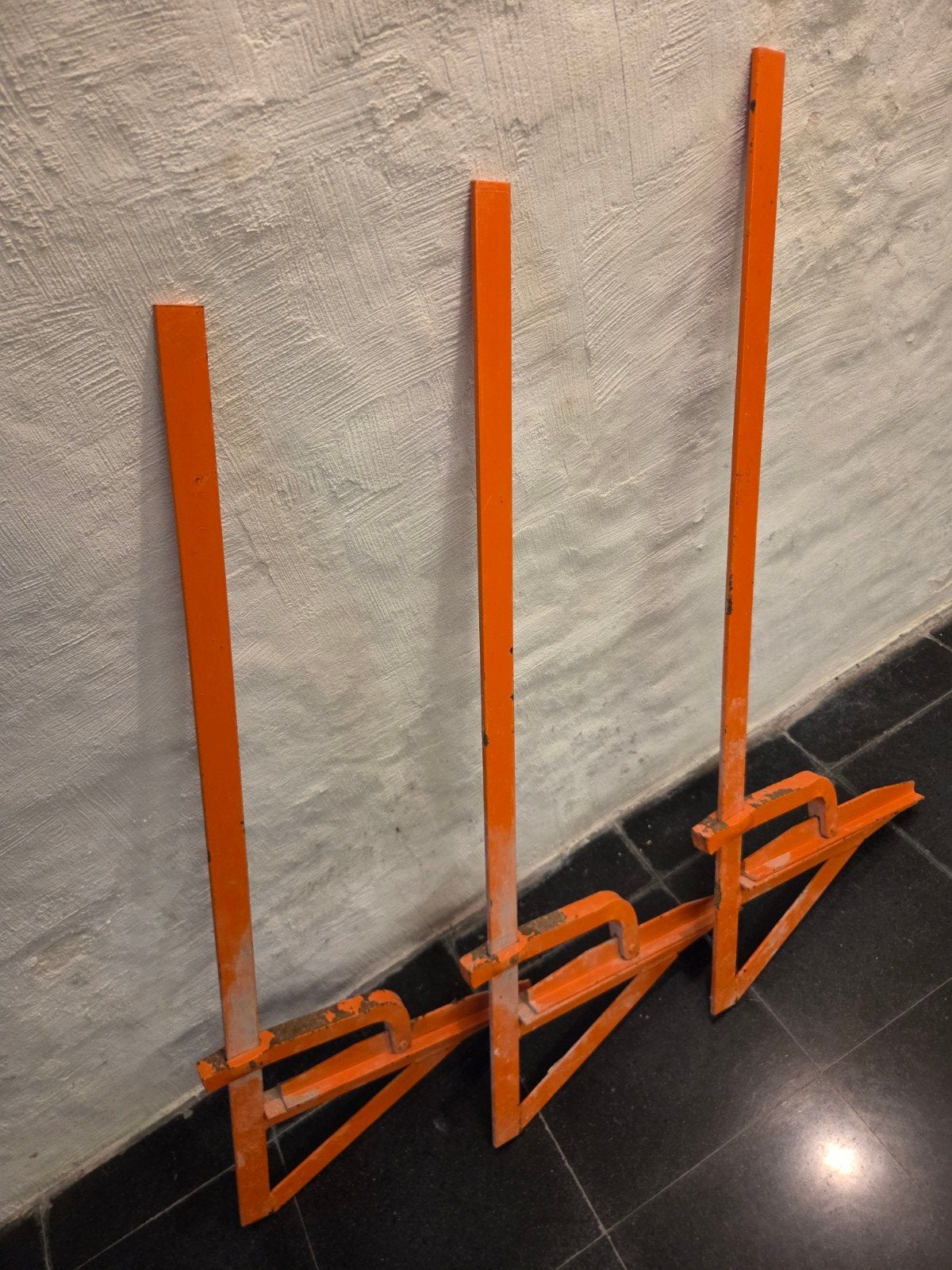 Sergeanten voor in den bouw, Ophalen