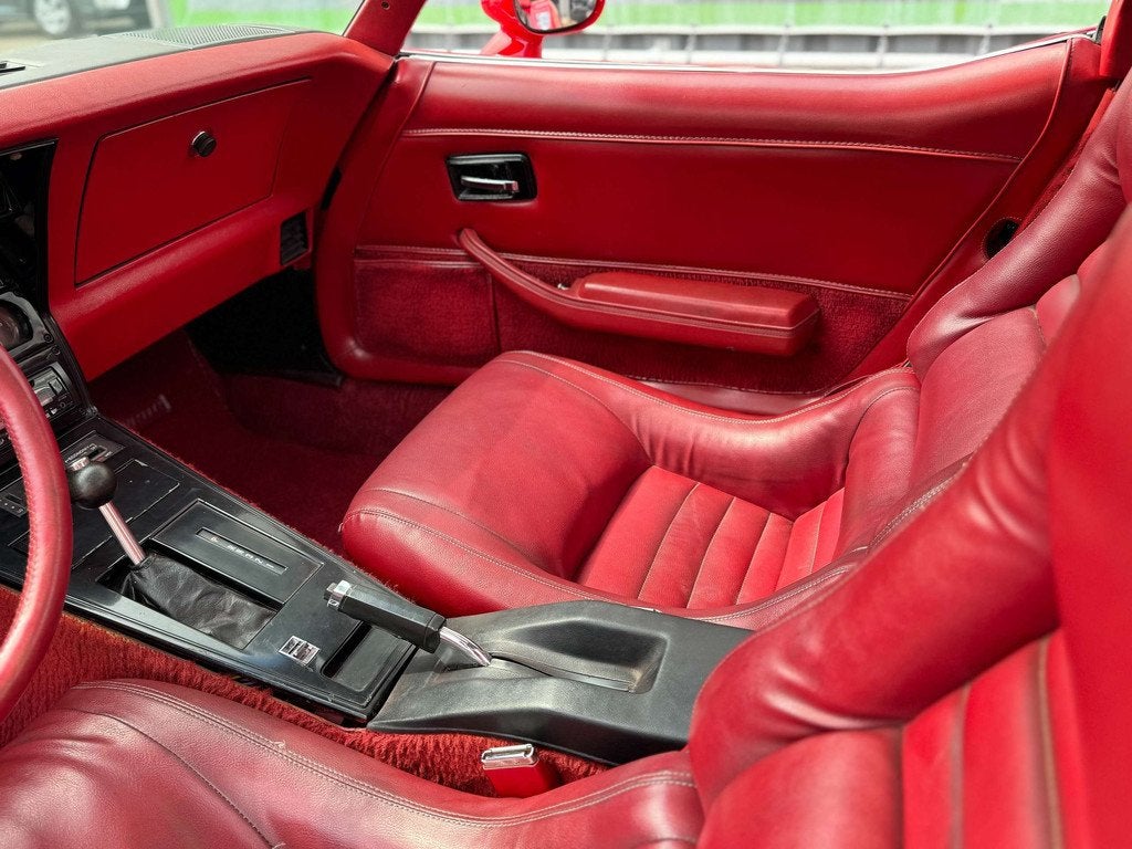 Chevrolet Corvette C3 (bj 1979, automaat), foto 8