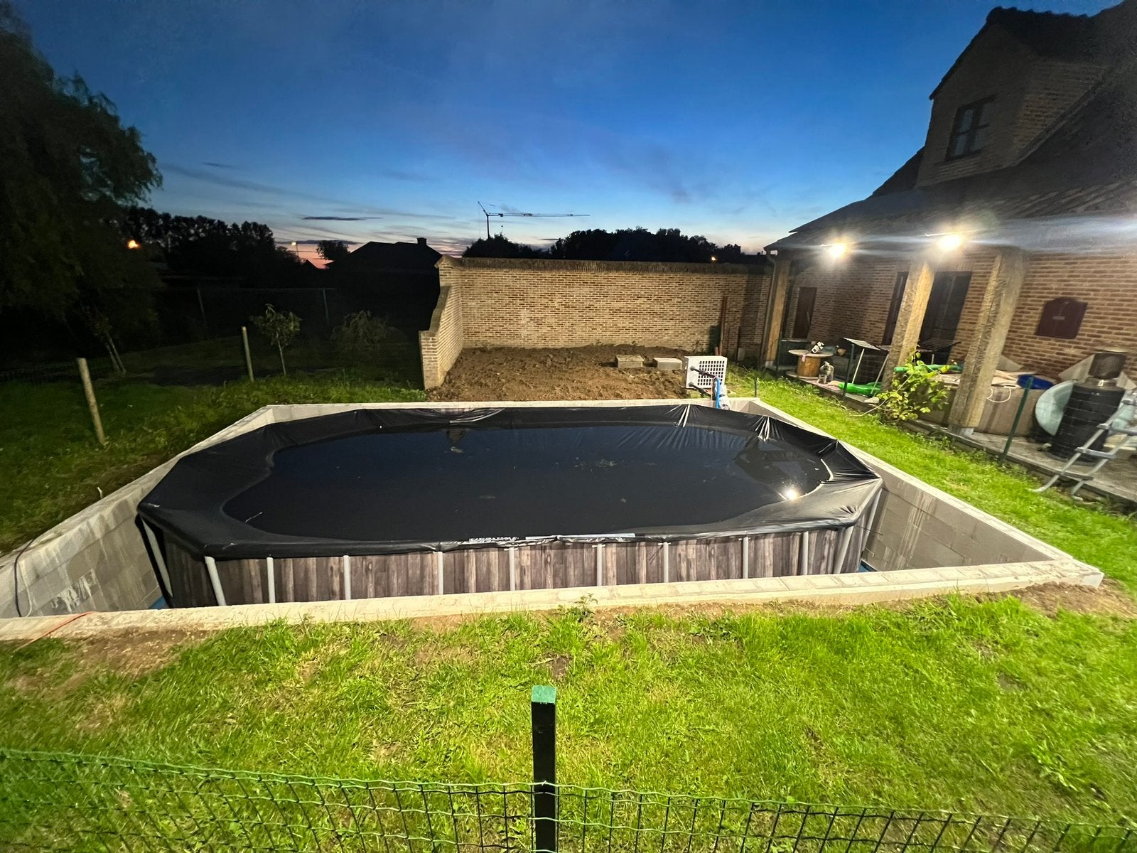 Piscine bestway, Enlèvement, Comme neuf, Ovale