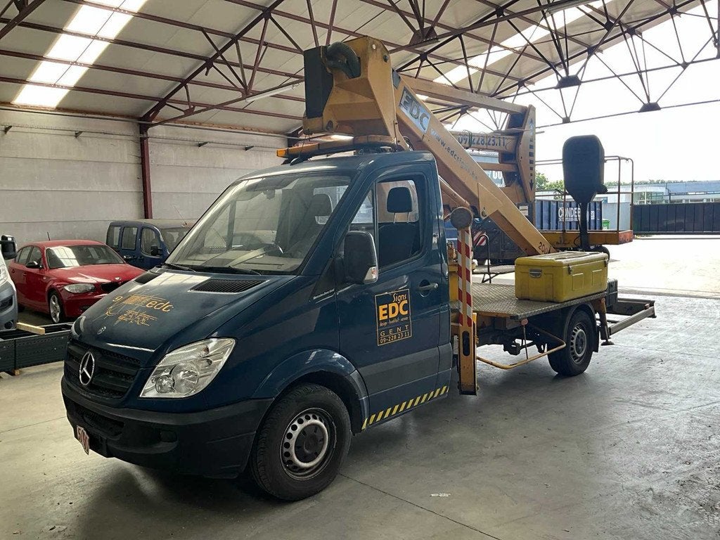 2008 Mercedes-Benz Sprinter met hoogwerker, Auto's, Mercedes-Benz, Gebruikt, Overige modellen, Bedrijf, Overige carrosserie