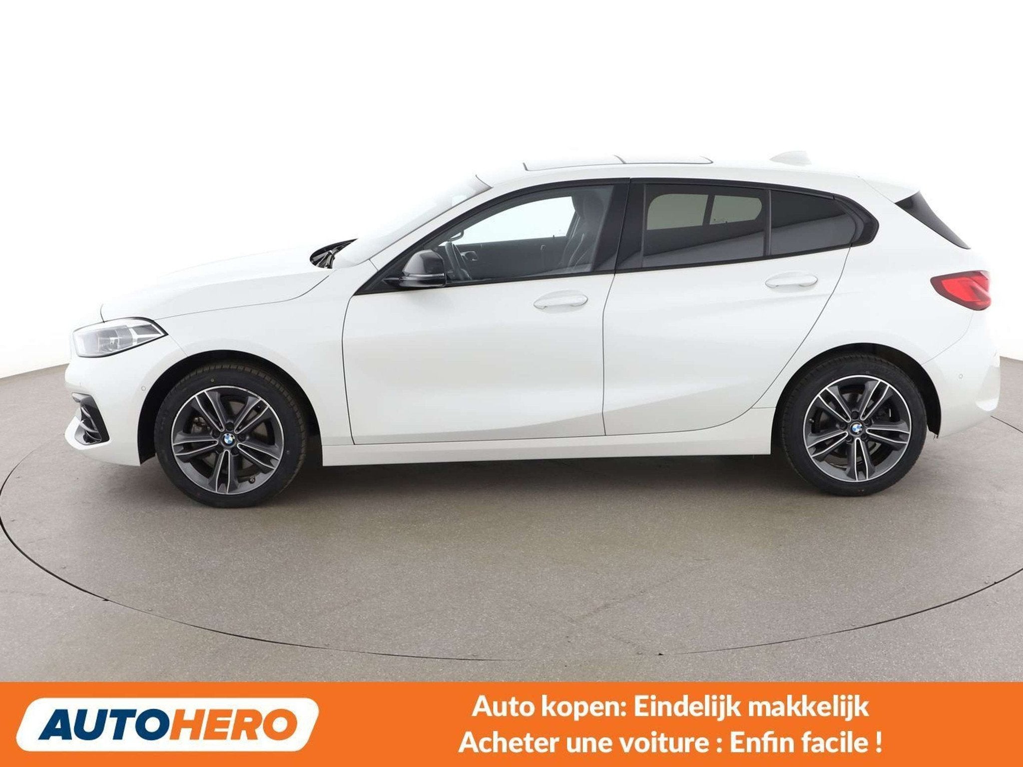 BMW 1 Serie 118 118i Sport Line, 100 kW, Détection des panneaux routiers, Achat, Euro 6