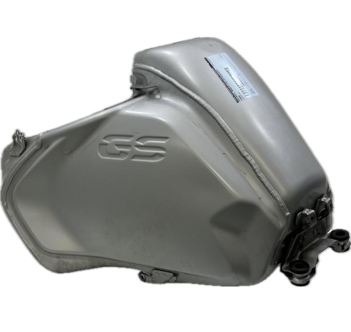 TANK BMW R 1200 GS Adventure 2014-2018 (R1200GSA LC K51), Dhr. S. di Majo, Gebruikt, Info@cama-motorparts.nl, P.J. Troelstraweg 8 8
3144 CX  MAASSLUIS, NL